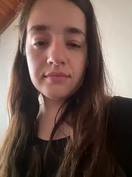 Snapshot of lele202526 chatting on 02-06-26, 05:20 lele202526 online show from 02-06-26, 05:20