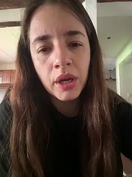 Snapshot of lele202526 chatting on 03-07-26, 02:11 lele202526 online show from 03-07-26, 02:11