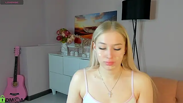 ChloeAlba online show from 04-25-26, 04:04