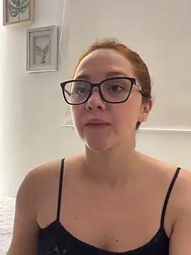 heizelll online show from 05-05-26, 02:36