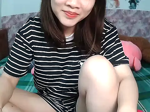 Snapshot of hana_ssexy chatting on 04-24-26, 02:41 hana ssexy online show from 04-24-26, 02:41