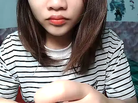 Snapshot of hana_ssexy chatting on 05-15-26, 03:43 hana ssexy online show from 05-15-26, 03:43