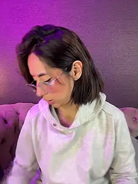 luna gv online show from 03-04-26, 10:12