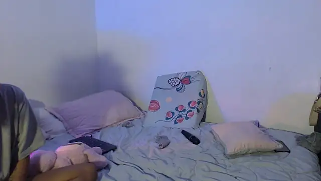  keylafisher  online show from 04-12-26, 05:11