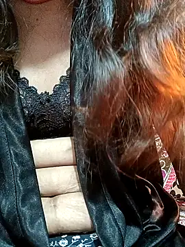 Snapshot of Puja_1230 chatting on 02-08-26, 05:54 Puja 1230 online show from 02-08-26, 05:54