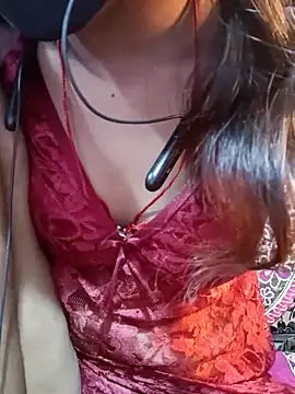 Snapshot of Puja_1230 chatting on 02-07-26, 06:05 Puja 1230 online show from 02-07-26, 06:05