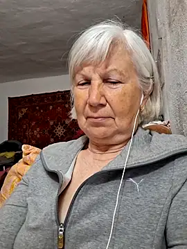 KlaudiaDarling online show from 05-10-26, 07:16