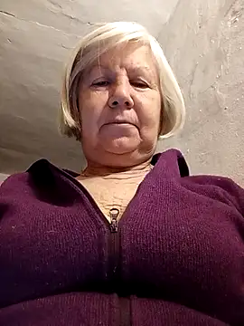 Snapshot of KlaudiaDarling chatting on 01-11-26, 03:02 KlaudiaDarling online show from 01-11-26, 03:02