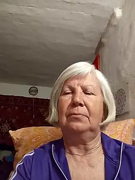 KlaudiaDarling online show from 04-19-26, 06:21