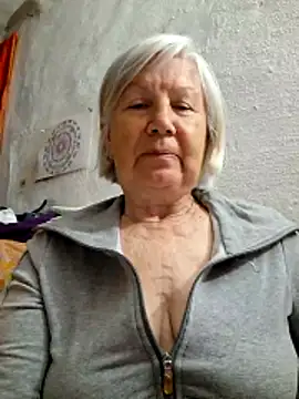 KlaudiaDarling online show from 05-19-26, 05:53