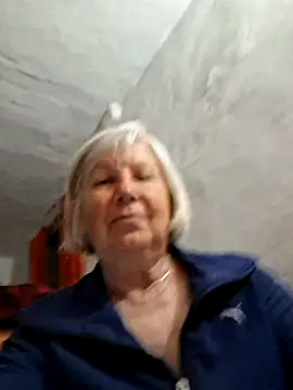KlaudiaDarling online show from 05-03-26, 06:33
