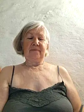 KlaudiaDarling online show from 05-25-26, 03:22
