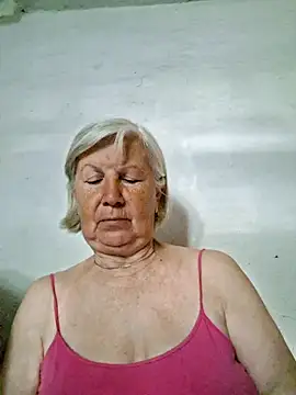 KlaudiaDarling online show from 06-01-26, 03:22