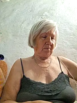 Snapshot of KlaudiaDarling chatting on 06-19-26, 07:03 KlaudiaDarling online show from 06-19-26, 07:03