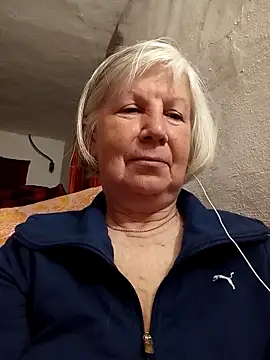 KlaudiaDarling online show from 04-18-26, 08:09