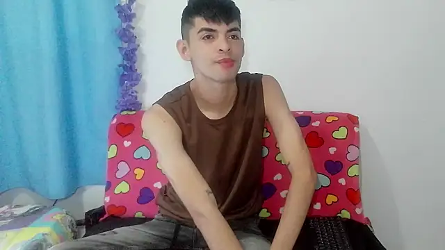 nico22love online show from 02-11-26, 01:00