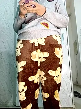 limaaktar0077000 online show from 01-08-26, 04:35