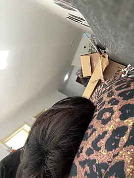 Snapshot of Qidandan778 chatting on 02-12-26, 04:45 Qidandan778 online show from 02-12-26, 04:45