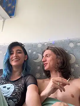 LunaisBack online show from 05-11-26, 02:07