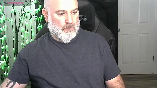 XJJ77x online show from 02-13-26, 05:02