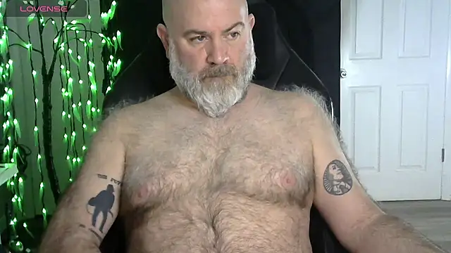 XJJ77x online show from 02-18-26, 06:44