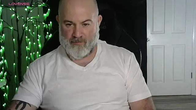 XJJ77x online show from 02-22-26, 04:26