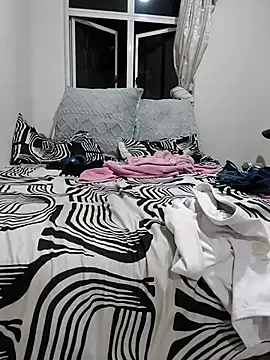 Bra-G online show from 03-24-26, 08:20