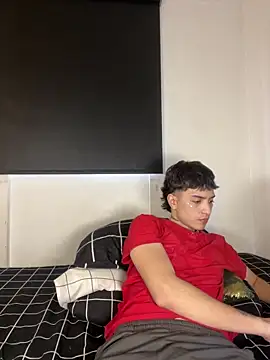 itselladoll online show from 02-08-26, 10:51