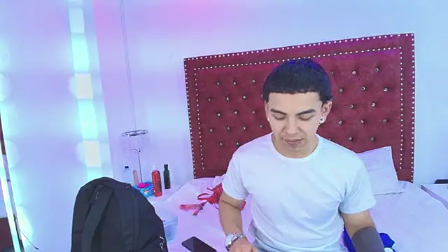Jaden and sofia online show from 05-30-26, 03:24