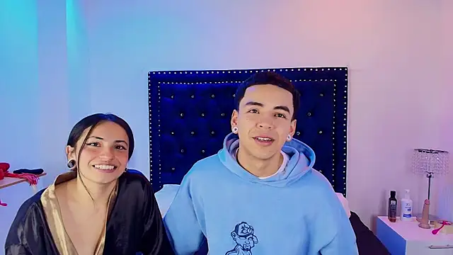 Jaden and sofia online show from 04-15-26, 03:34