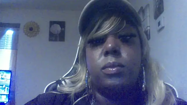 Babyboo3620 online show from 05-22-26, 09:35