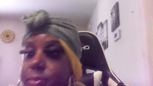 Babyboo3620 online show from 05-19-26, 04:58