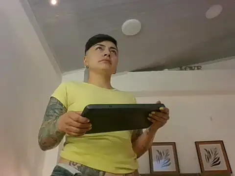 kat paradise online show from 02-20-26, 11:45