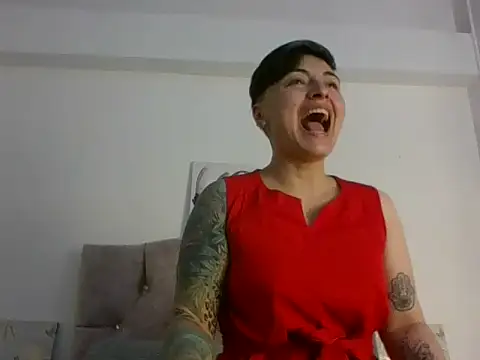 kat paradise online show from 03-25-26, 12:04