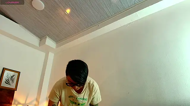 kat paradise online show from 05-27-26, 11:39