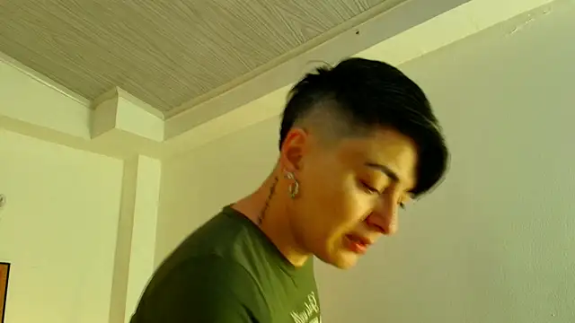 kat paradise online show from 04-10-26, 11:39