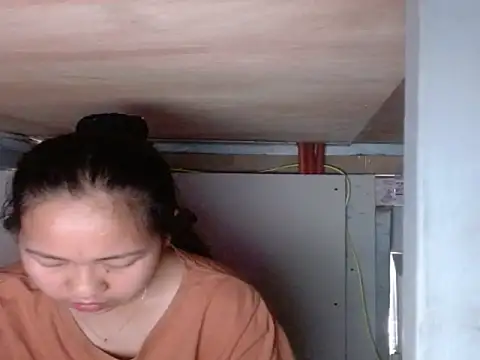 Snapshot of HottiesAsianAriane chatting on 02-21-26, 05:09 HottiesAsianAriane online show from 02-21-26, 05:09