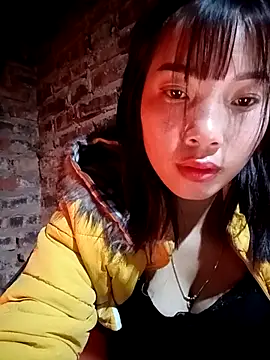 yeutinh00 online show from 01-10-26, 06:47