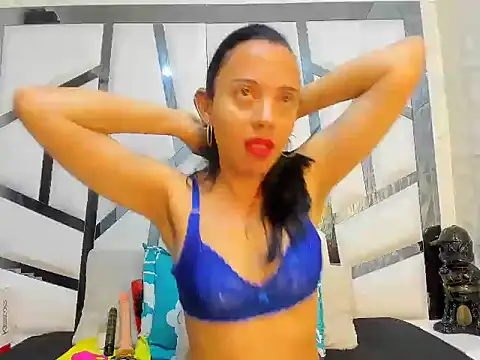 Lunahot68 online show from 01-13-26, 02:59