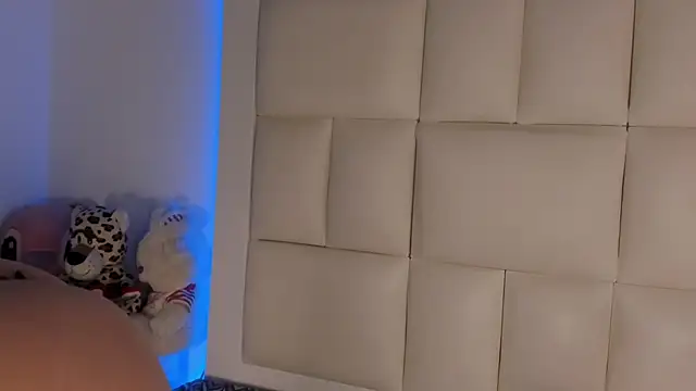 raven js online show from 01-12-26, 03:57