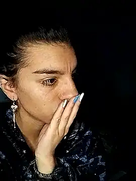 Snapshot of Alma_Kieran chatting on 01-10-26, 03:02 Alma Kieran online show from 01-10-26, 03:02