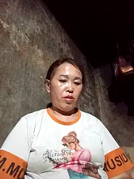 dakota-kis online show from 04-05-26, 12:12