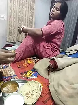 hornycouple20000 online show from 02-15-26, 07:35