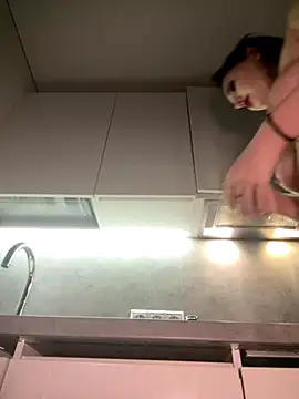 Natuella Luxe online show from 01-07-26, 03:50