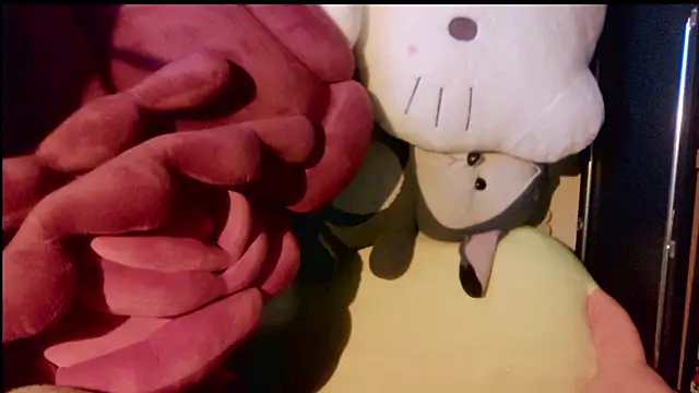 Snapshot of Girl-wets chatting on 02-12-26, 07:52 Girl-wets online show from 02-12-26, 07:52