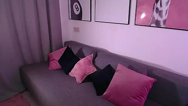 Haya Harareet online show from 03-12-26, 07:34