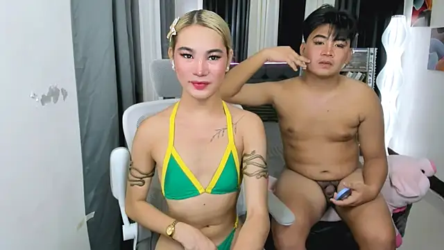 Snapshot of Asianfuck_xoxo chatting on 05-15-26, 10:02 Asianfuck xoxo online show from 05-15-26, 10:02