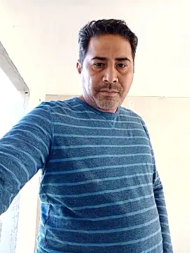 Snapshot of Piscis46 chatting on 01-16-26, 01:04 Piscis46 online show from 01-16-26, 01:04