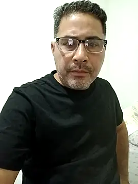 Snapshot of Piscis46 chatting on 02-17-26, 02:20 Piscis46 online show from 02-17-26, 02:20