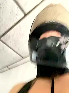 Scarlet auraa online show from 01-10-26, 06:25